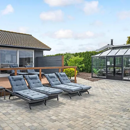 Impresionante Casa En Strøby Con Vistas Al Mar Сasa de vacaciones