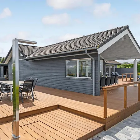 Сasa de vacaciones Impresionante Casa En Strøby Con Vistas Al Mar *